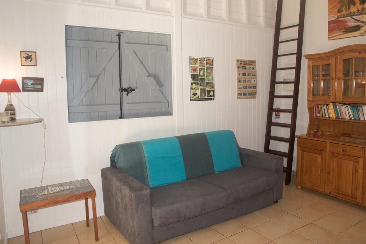 Gite Le colibri Chez Pascale et Laurent Bungalow Cannelle Saint-Francois  Extérieur photo